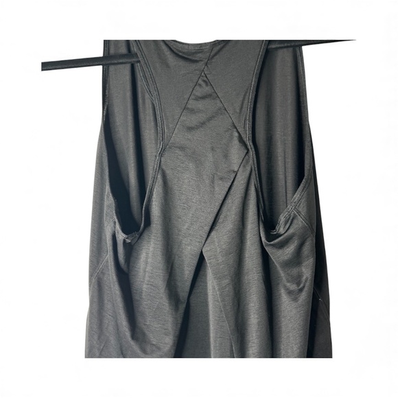 Lululemon Tank Black Size 6 Womens Yoga Activewear Shirt Women's - Picture 3 of 3